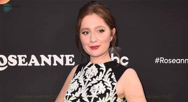 Emma Kenney Net Worth 2021 – How Much is she Worth?